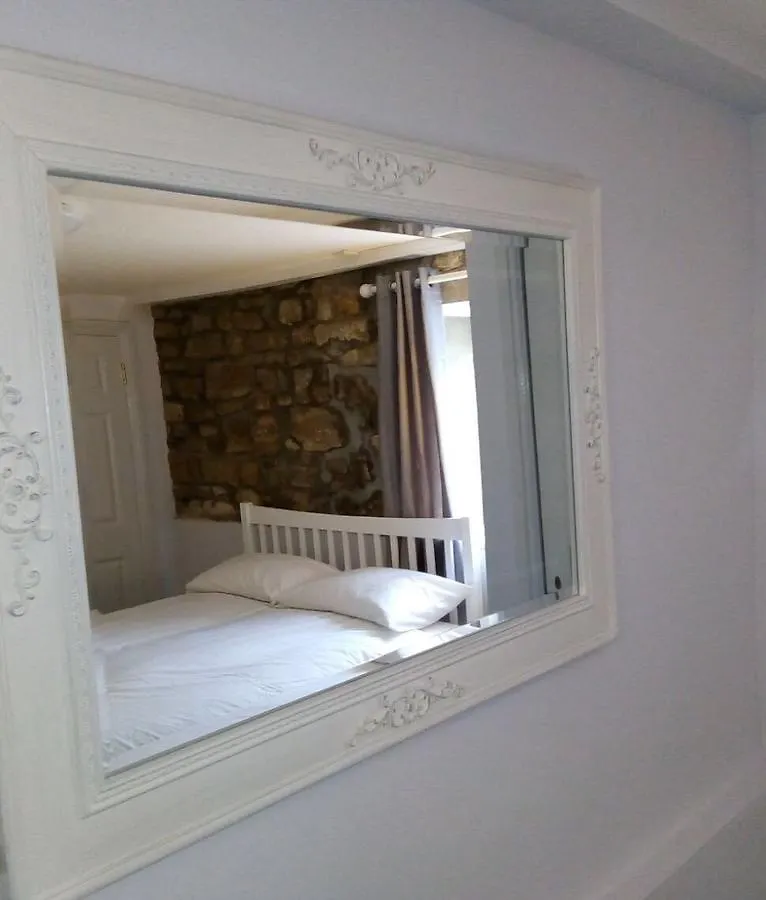 Bed and Breakfast The George & Dragon Felton  Felton (Somerset)